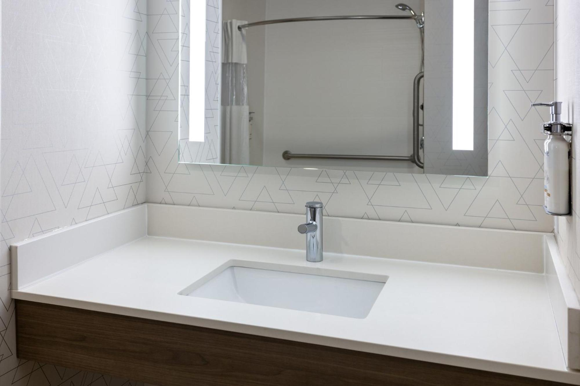 Holiday Inn Express Hotel & Suites Freeport By Ihg Eksteriør billede