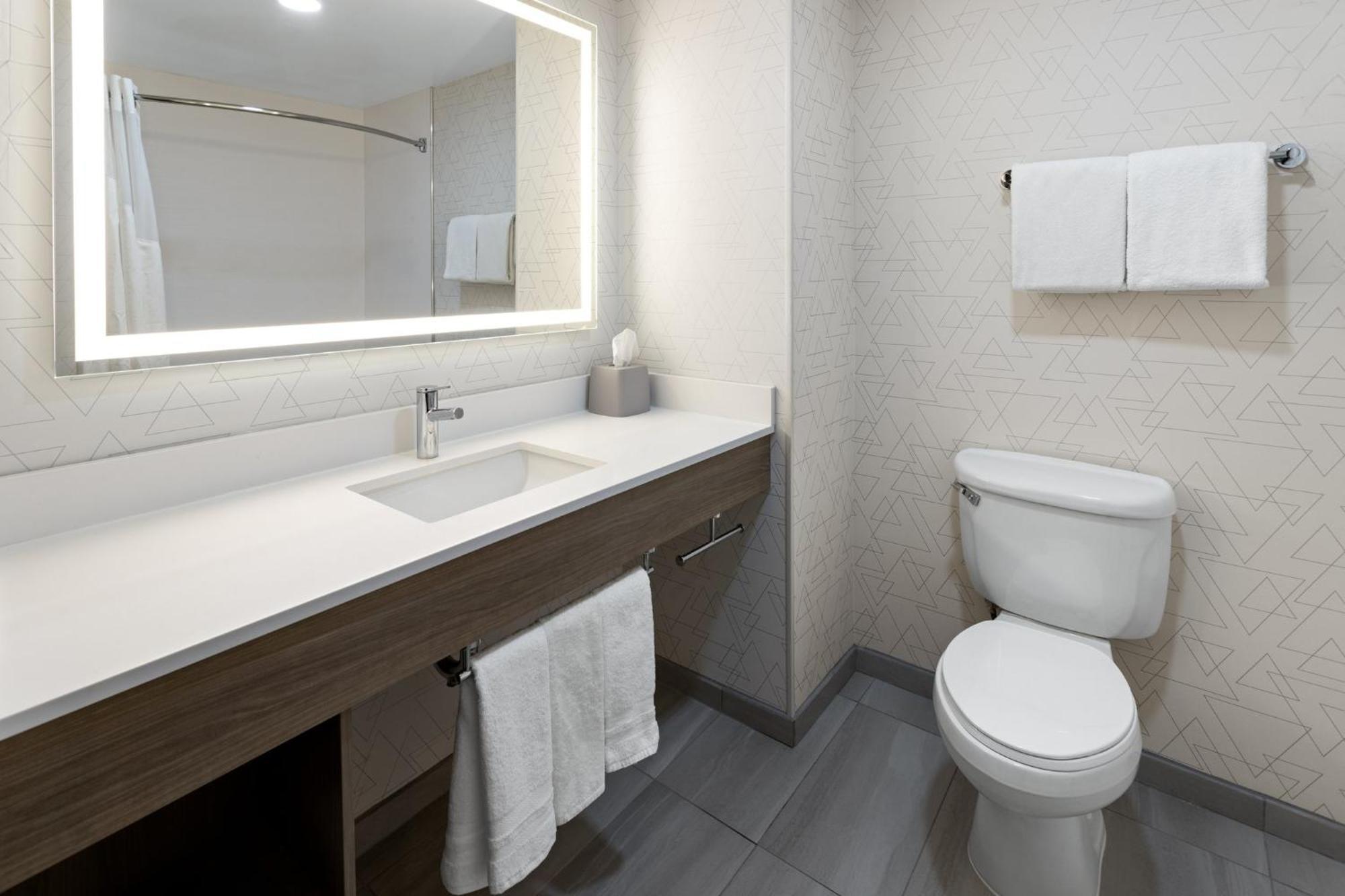 Holiday Inn Express Hotel & Suites Freeport By Ihg Eksteriør billede